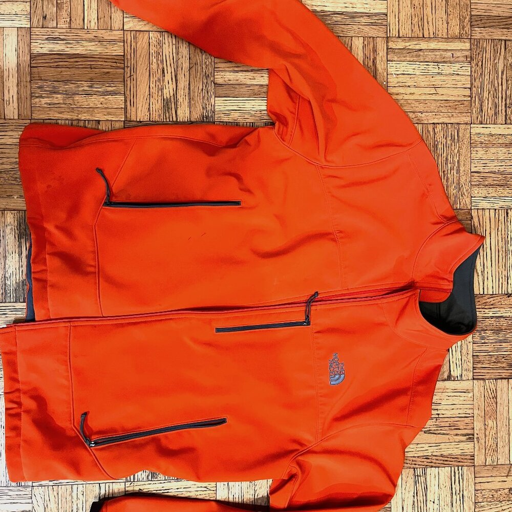 Mens XL northface soft shell jacket